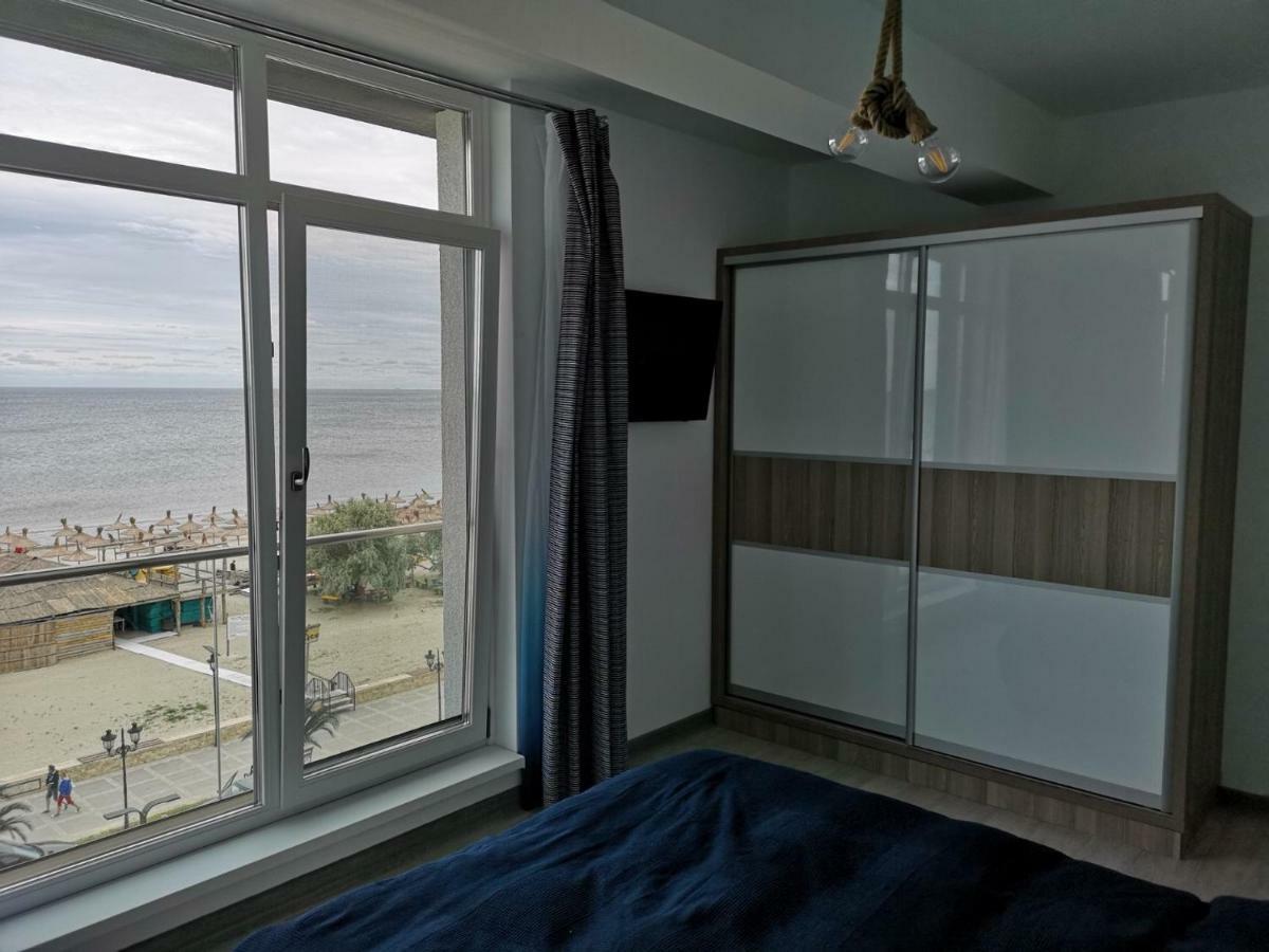 Relax Inn Apartment Năvodari Екстериор снимка