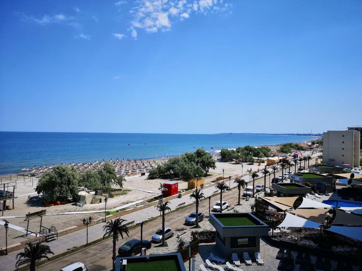 Relax Inn Apartment Năvodari Екстериор снимка