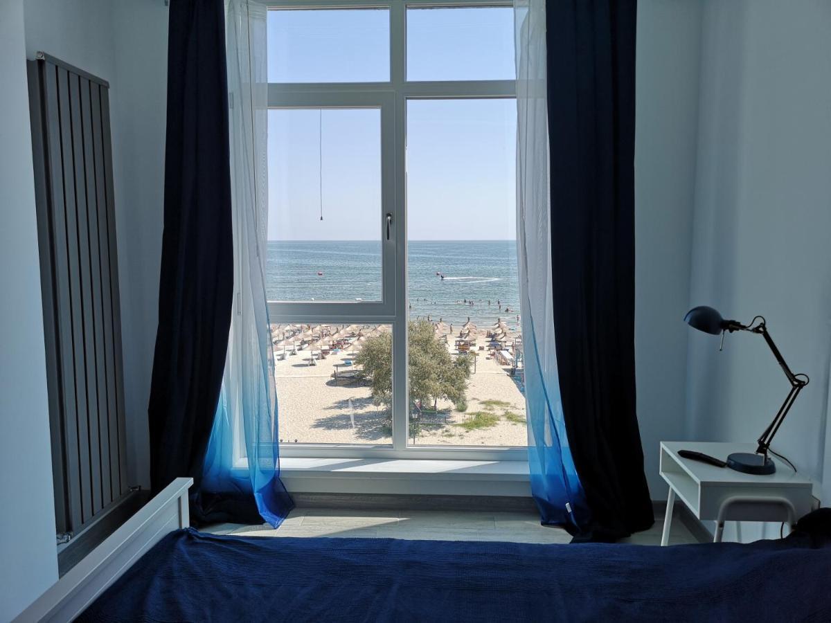 Relax Inn Apartment Năvodari Екстериор снимка